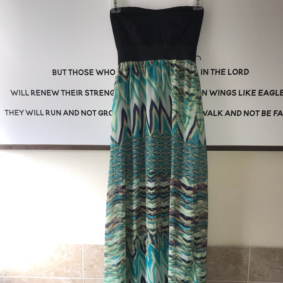 Wet Seal Maxi Dress - Picture 1 of 1